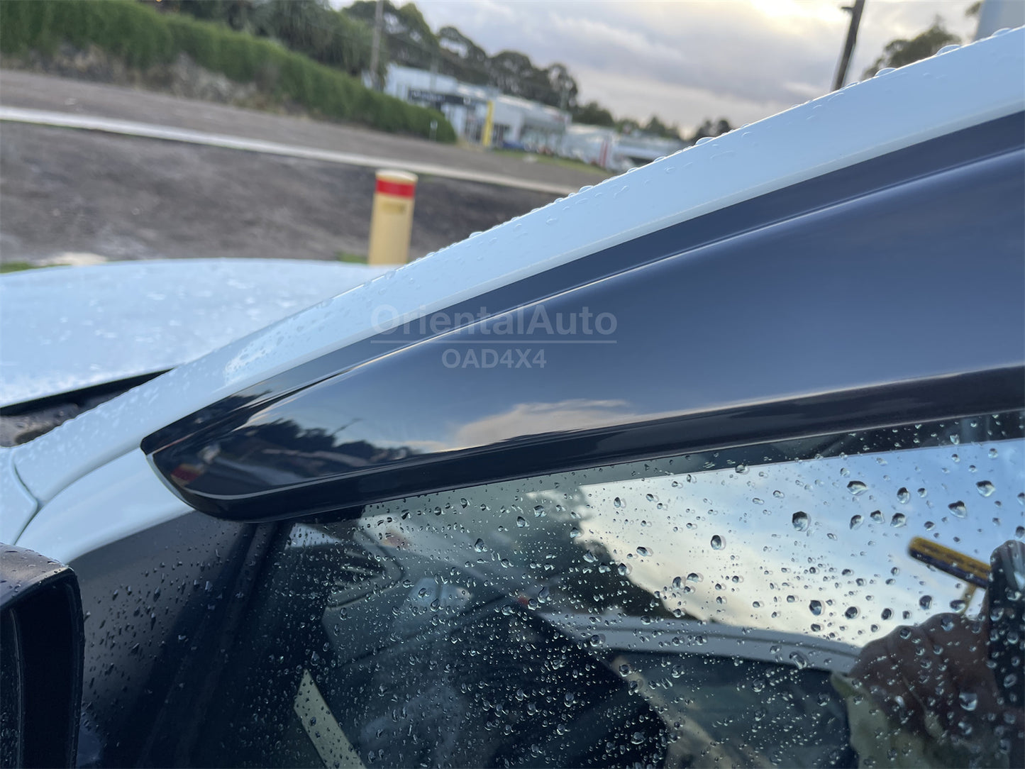 Luxury 4pcs Weathershields Weather Shields Window Visor For ISUZU DMAX D-MAX Extra Cab 2020-onwards