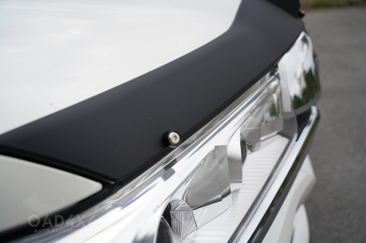 Bonnet Protector with LED Lights for Toyota Land Cruiser 200 2016-2021