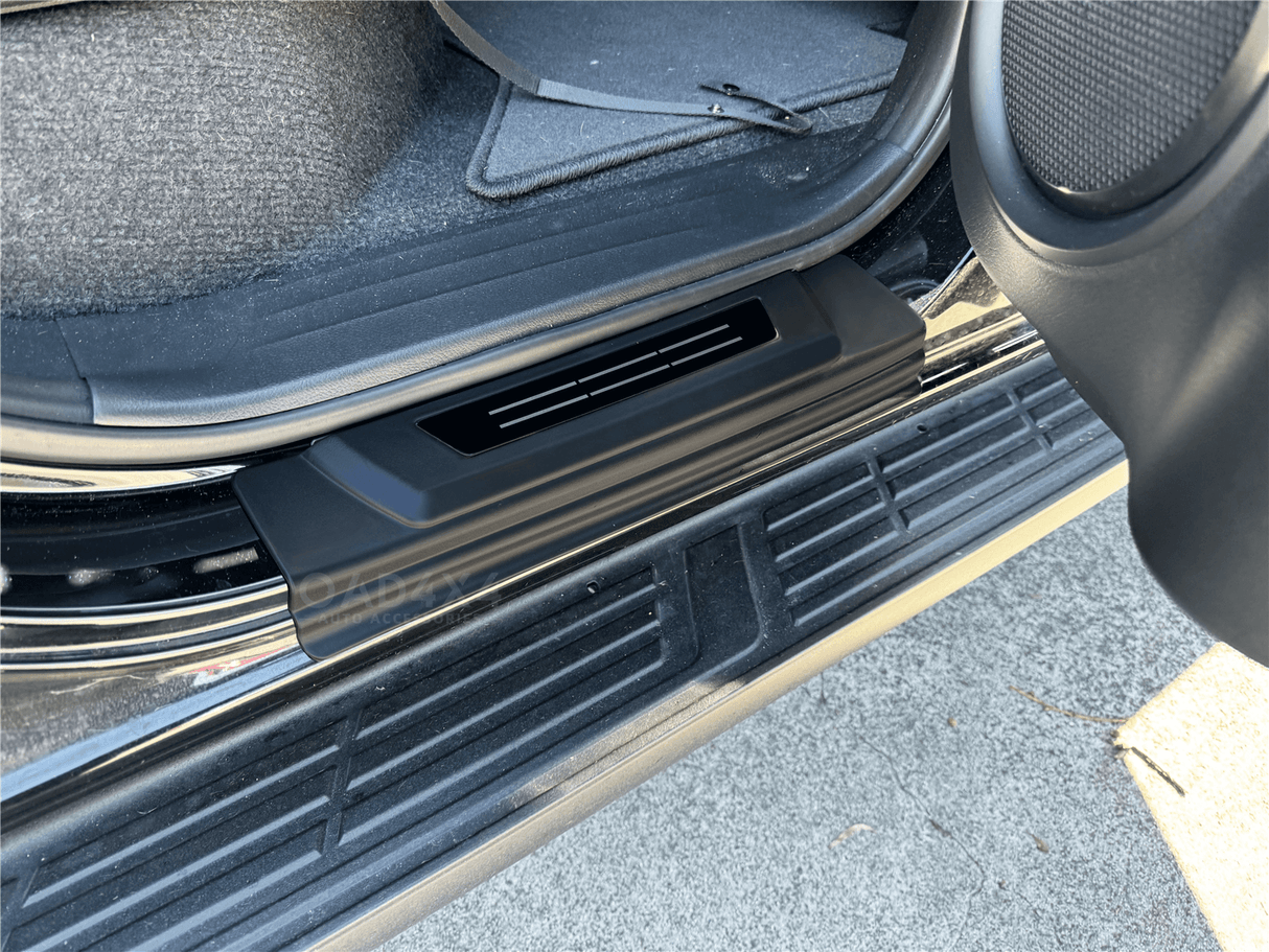 Floor Mats & Door Sill Protector for Toyota Hilux Manual Transmission Dual Cab 2015-Onwards