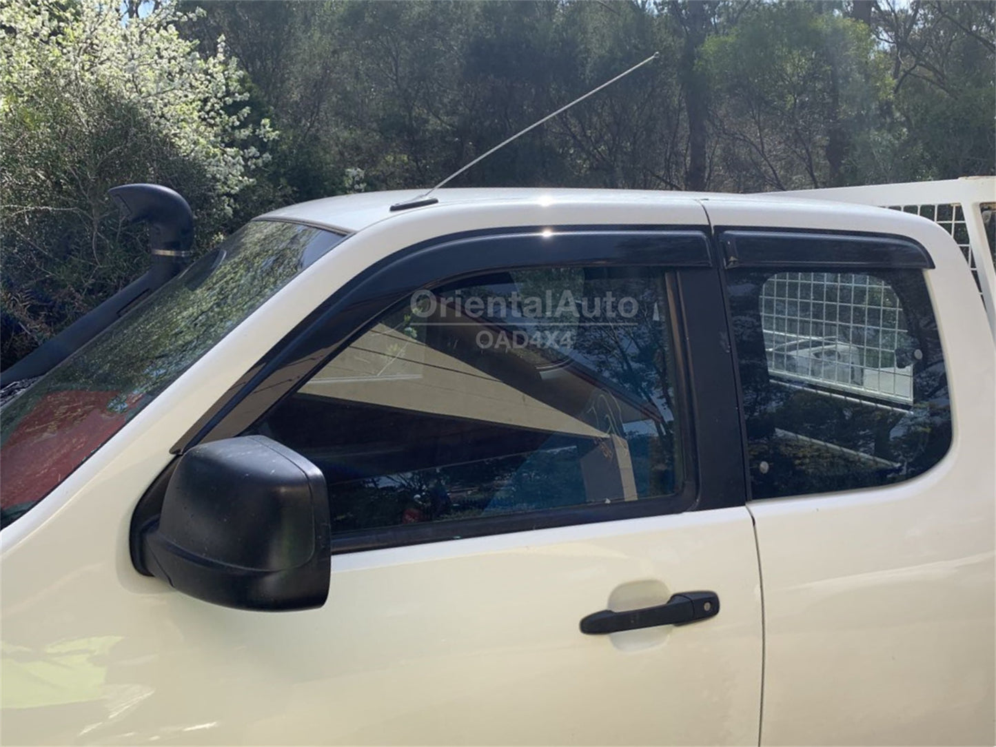 Luxury Weather Shield or Mazda BT50 BT-50 Extra Cab UN 2006-2011 Weathershields Window Visor