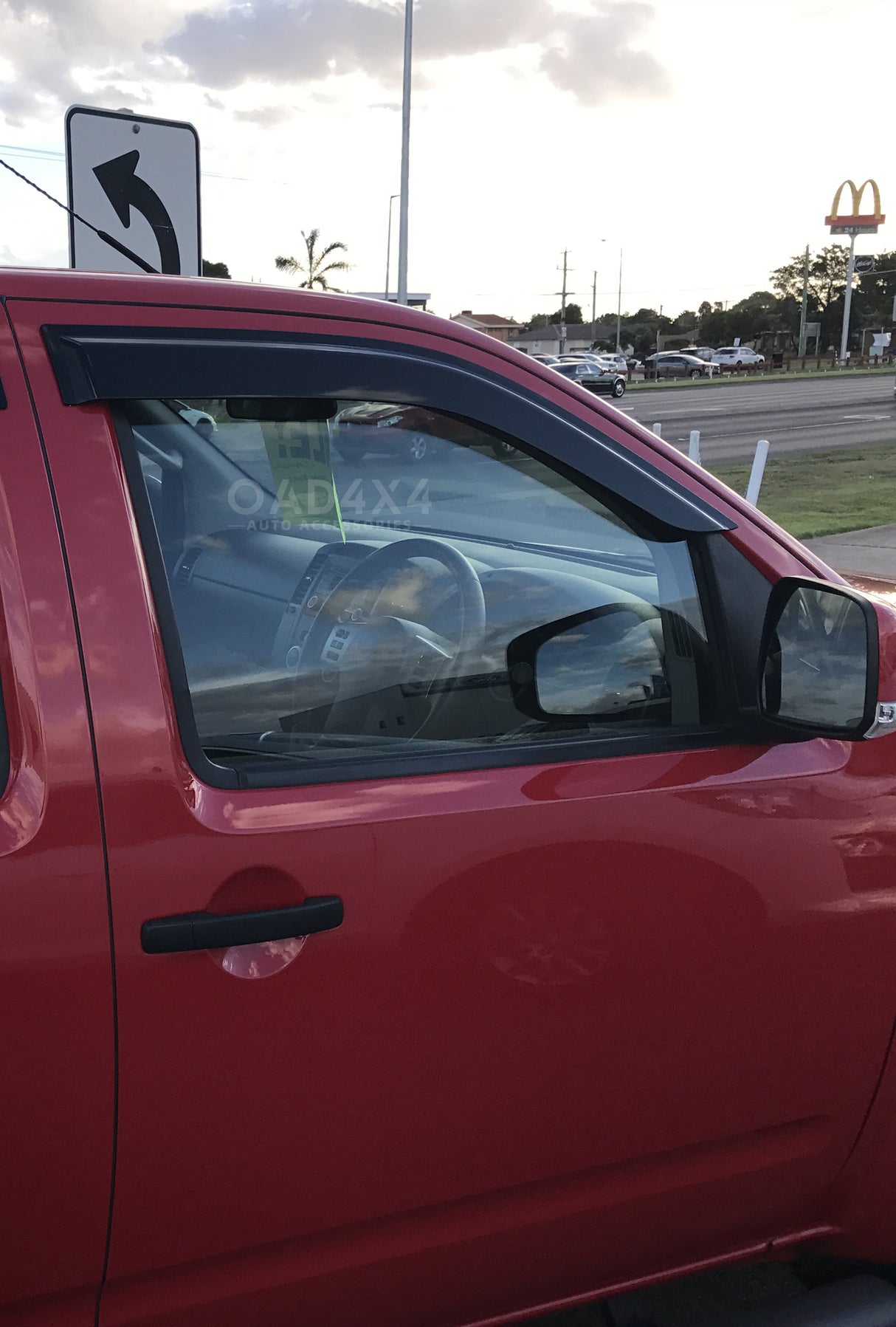 Bonnet Protector & Weathershields for Nissan Navara D40 Extra Cab 2005-2010 Spanish Model 2PCS