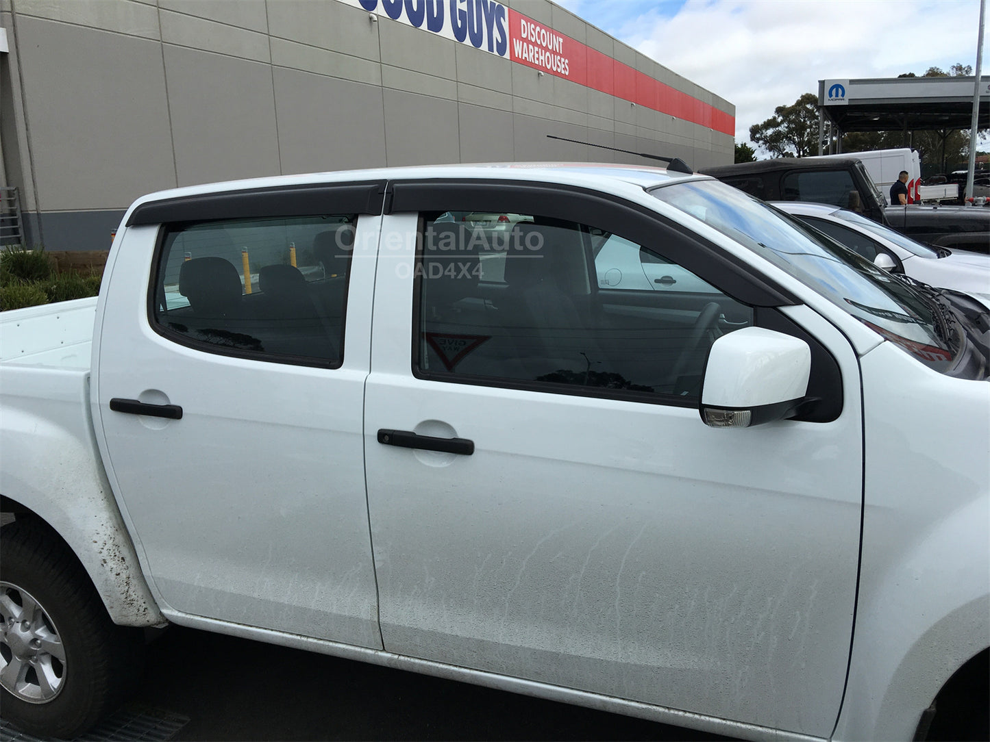 Bonnet Protector & Injection Weathershields Weather Shields Window Visors for Holden Colorado RG Series Dual Cab 2012-2016
