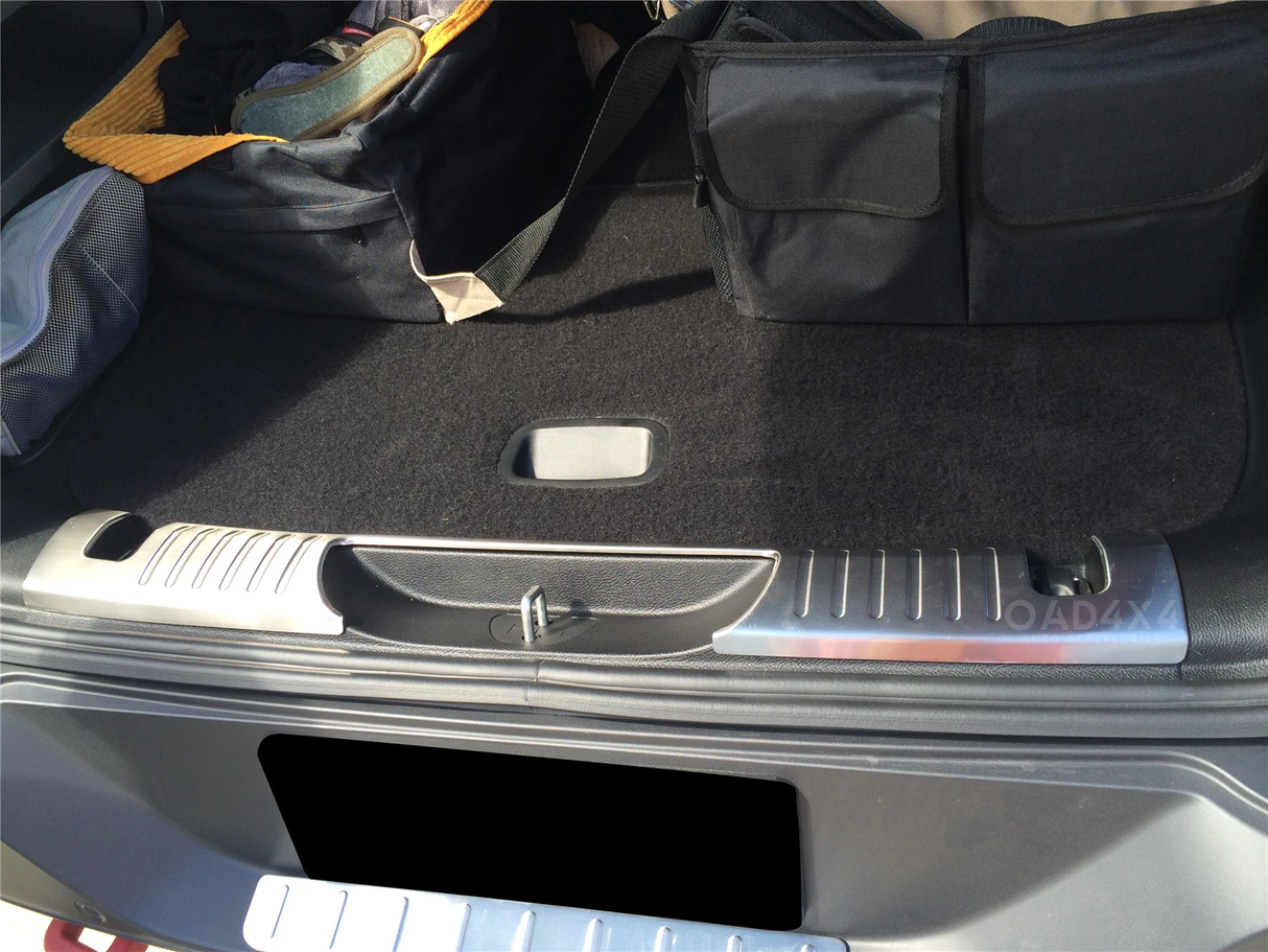 Rear Bumper Step Plate for Jeep Cherokee 2014-2017