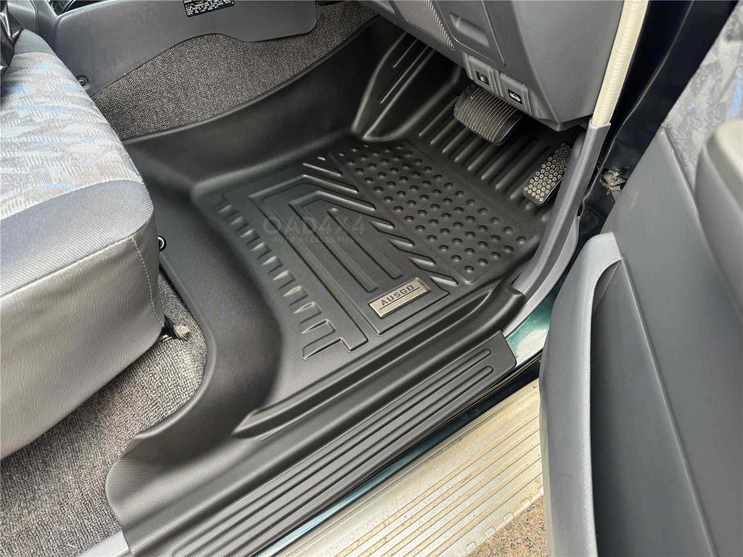 5D TPE Car Floor Mats for Toyota Land Cruiser 80 Series 1990-1998