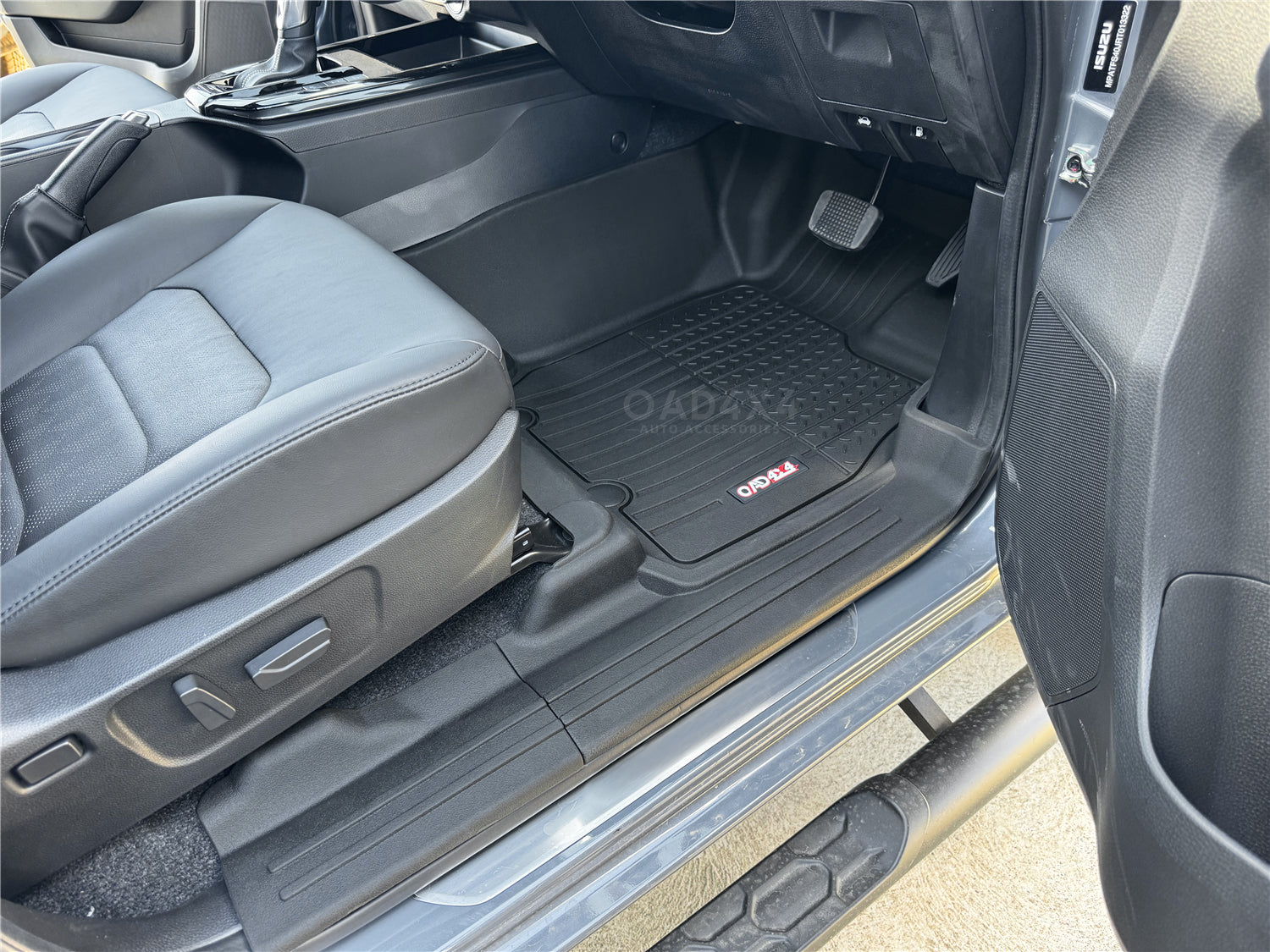 Injection 7D TPE Car Floor Mats for ISUZU MU-X MUX 2021-Onwards