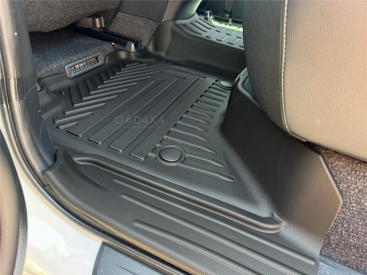 5D TPE Car Floor Mats for Toyota Hilux Manual Transmission Dual Cab 2015-Onwards