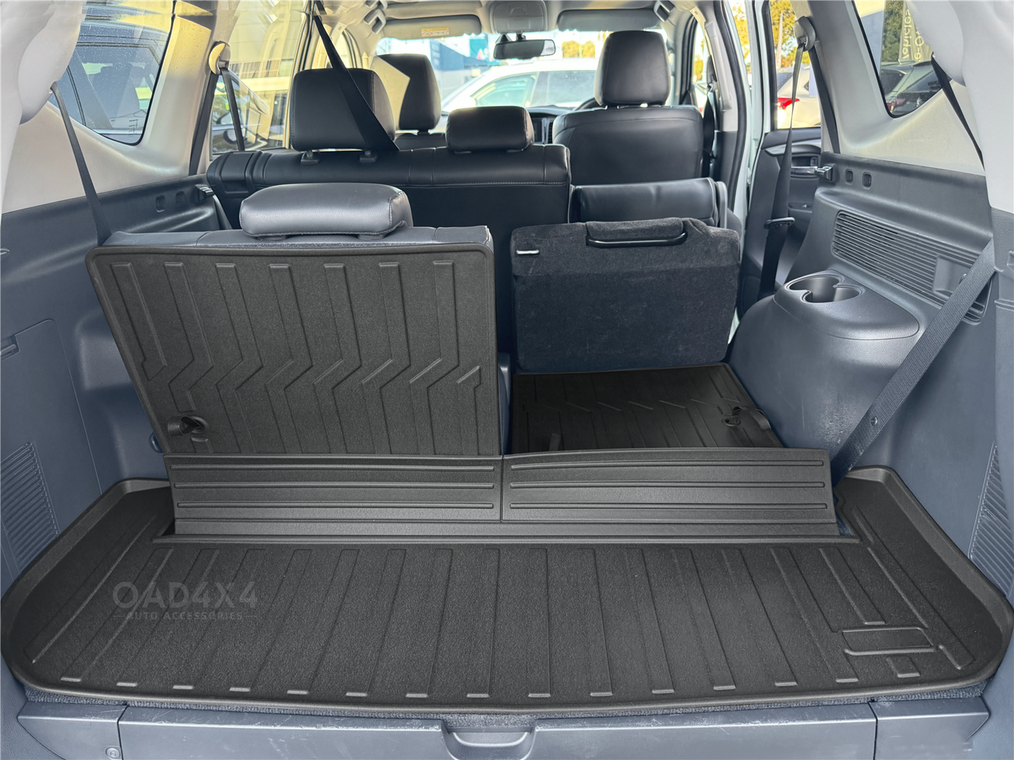 3 Rows Floor Mats & Cargo Mat for Mitsubishi Pajero Sport 7 Seater 2015-Onwards Door Sill Covered Car Mats Carpet Liner + Boot Mat