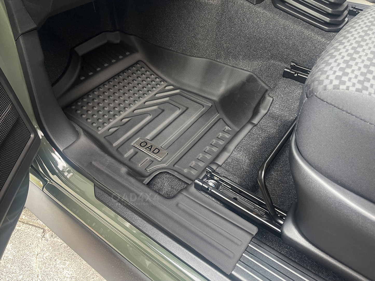 5D TPE Floor Mats Front 2pcs for Suzuki Jimny 3 Doors Auto Transmission 2018-Onwards Door Sill Covered Car Mats