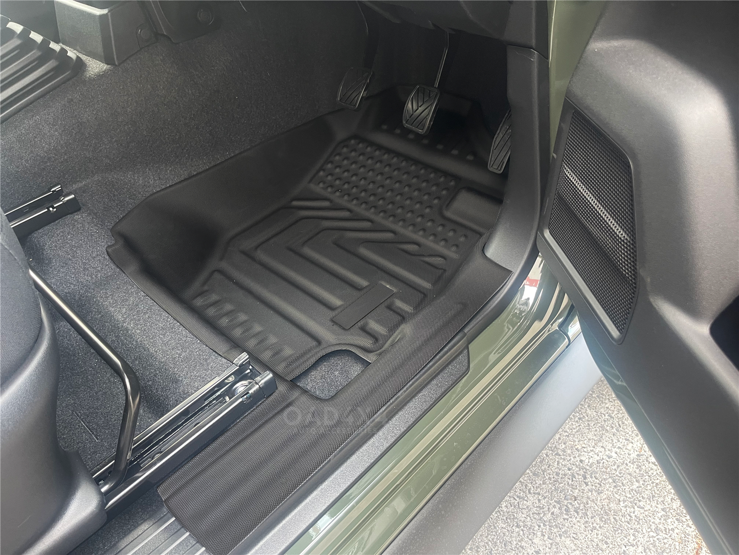 5D TPE Floor Mats Front 2pcs for Suzuki Jimny 3 Doors Manual Transmission 2018-Onwards Door Sill Covered Car Mats