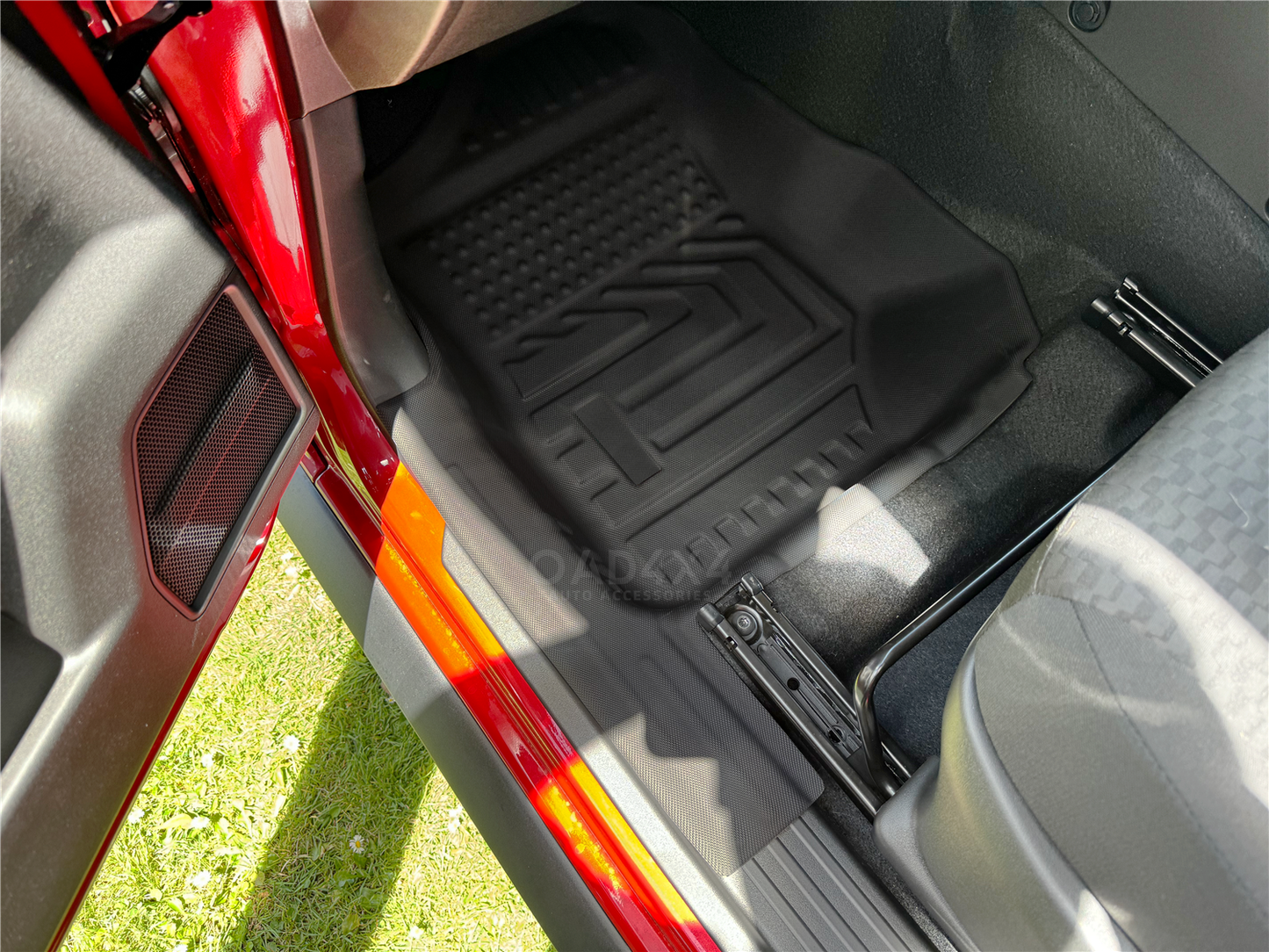 5D TPE Floor Mats Front 2pcs for Suzuki Jimny 5 Doors Auto Transmission 2023-Onwards Door Sill Covered Car Mats