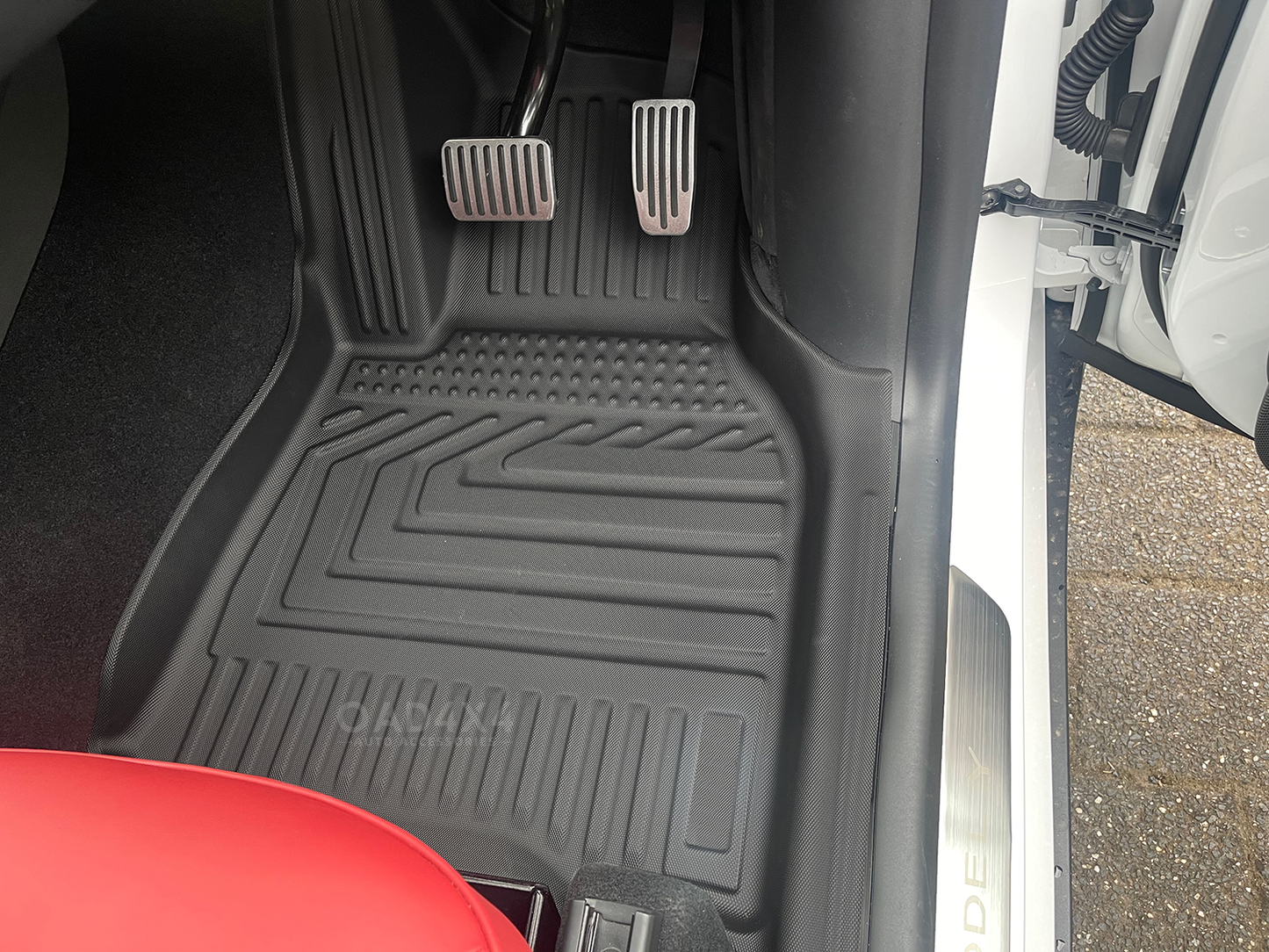 Sunroof Shades & Front Cargo Mat & Boot Mat & Floor Mats for Tesla Model Y 2022-Onwards Car Mats