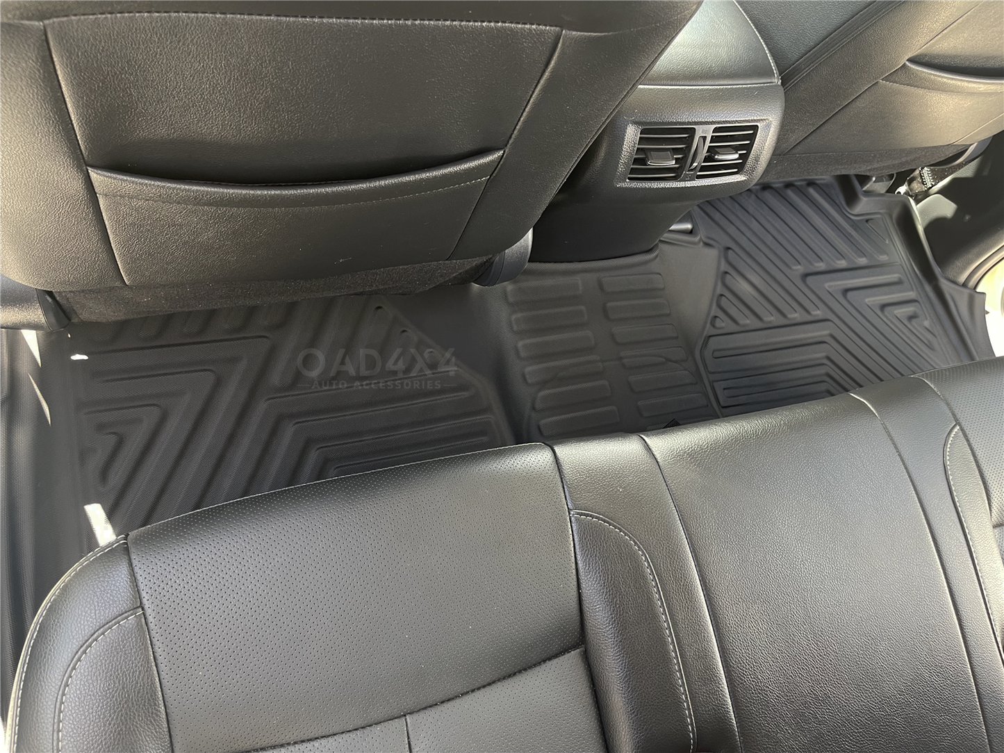 5D TPE Floor Mats & Black Door Sills Protector for Nissan Navara NP300 D23 Dual Cab 2015-Onwards Without Cup Holder Tailored Door Sill Covered Car Floor Mat Liner + Stainless Steel Scuff Plates