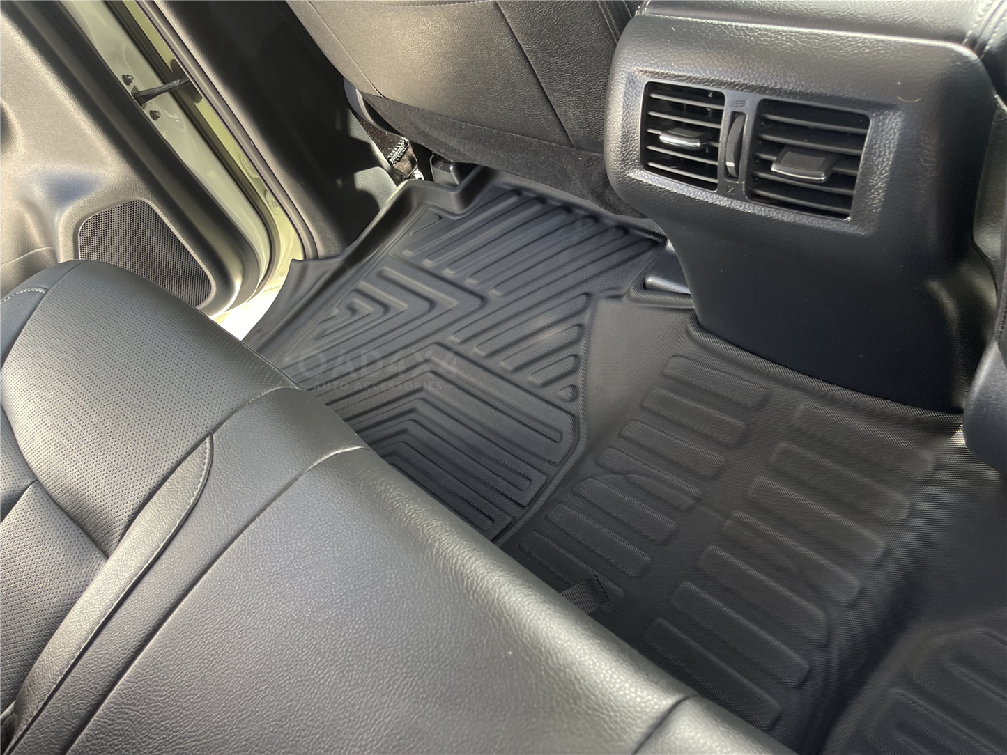 5D TPE Floor Mats & Black Door Sills Protector for Nissan Navara NP300 D23 Dual Cab 2015-Onwards With Cup Holder Tailored Door Sill Covered Car Floor Mat Liner + Stainless Steel Scuff Plates