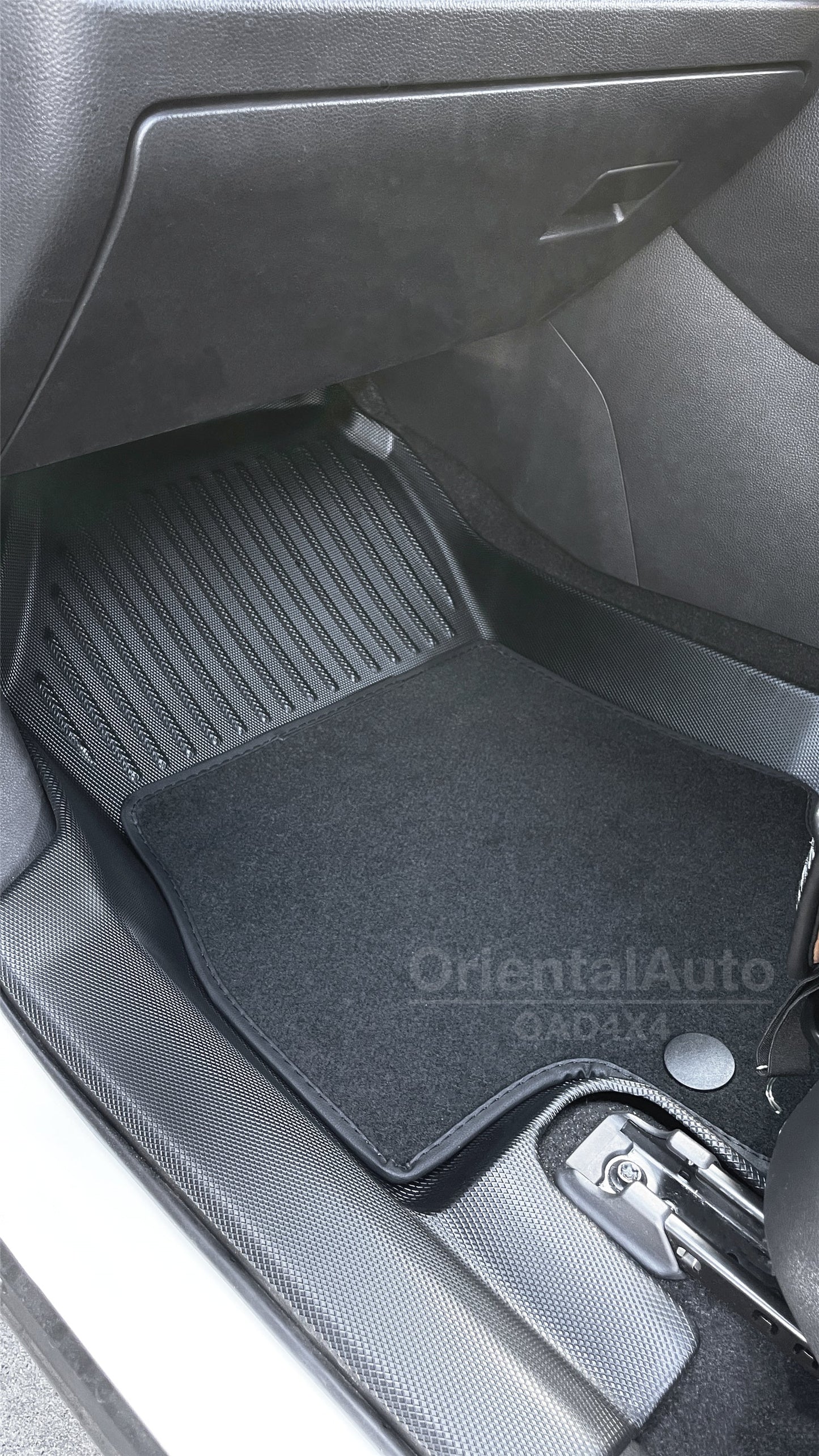 TPE 5D Floor Mats & 3D Cargo Mat for Toyota RAV4 2019-Onwards Tailored Door Sill Covered Car Floor Mat Liner + Trunk Mat Boot Liner