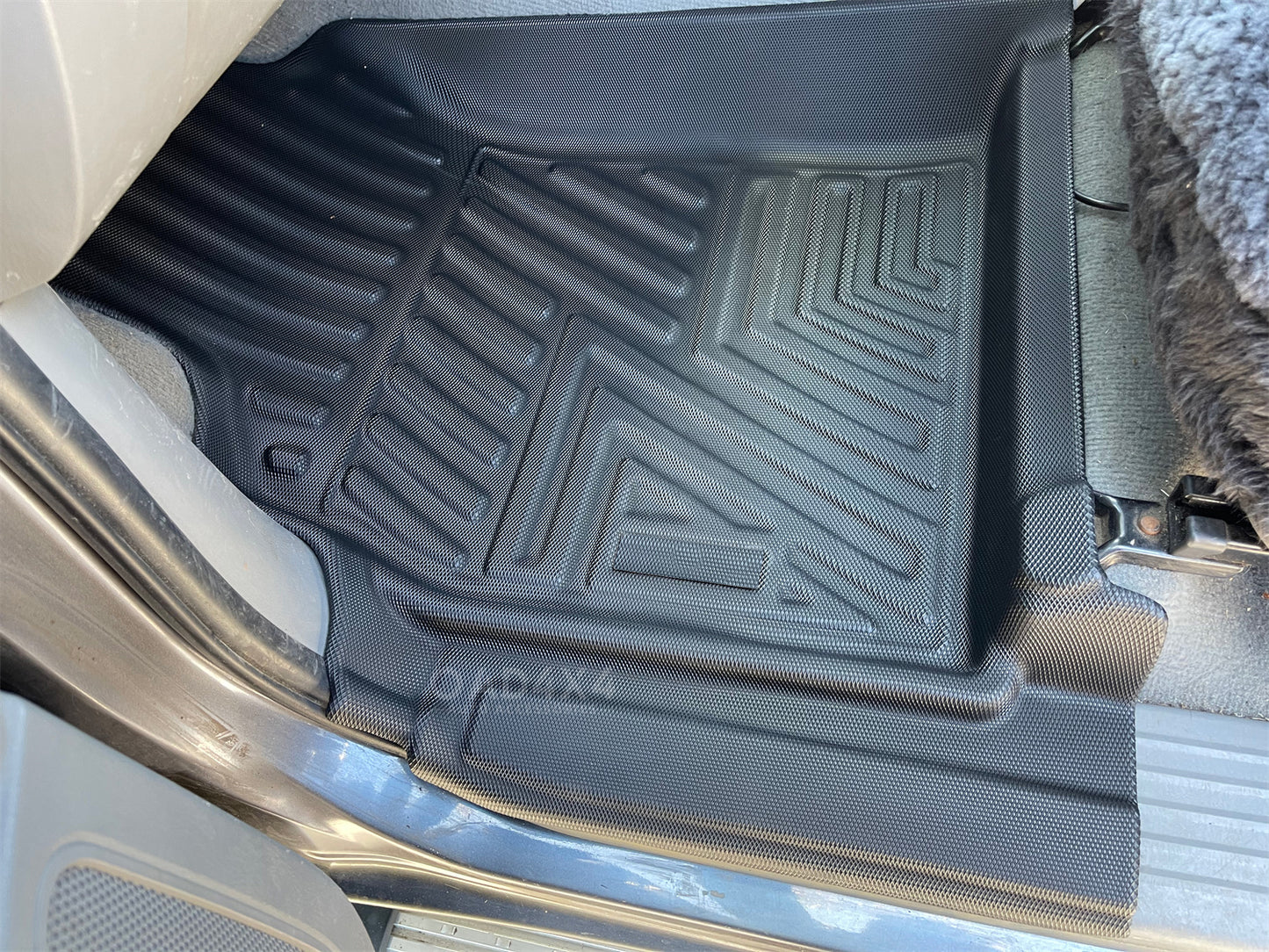 5D TPE Floor Mats for Toyota Hilux Dual Cab 05-15 Tailored Door Sill Covered Floor Mat Liner