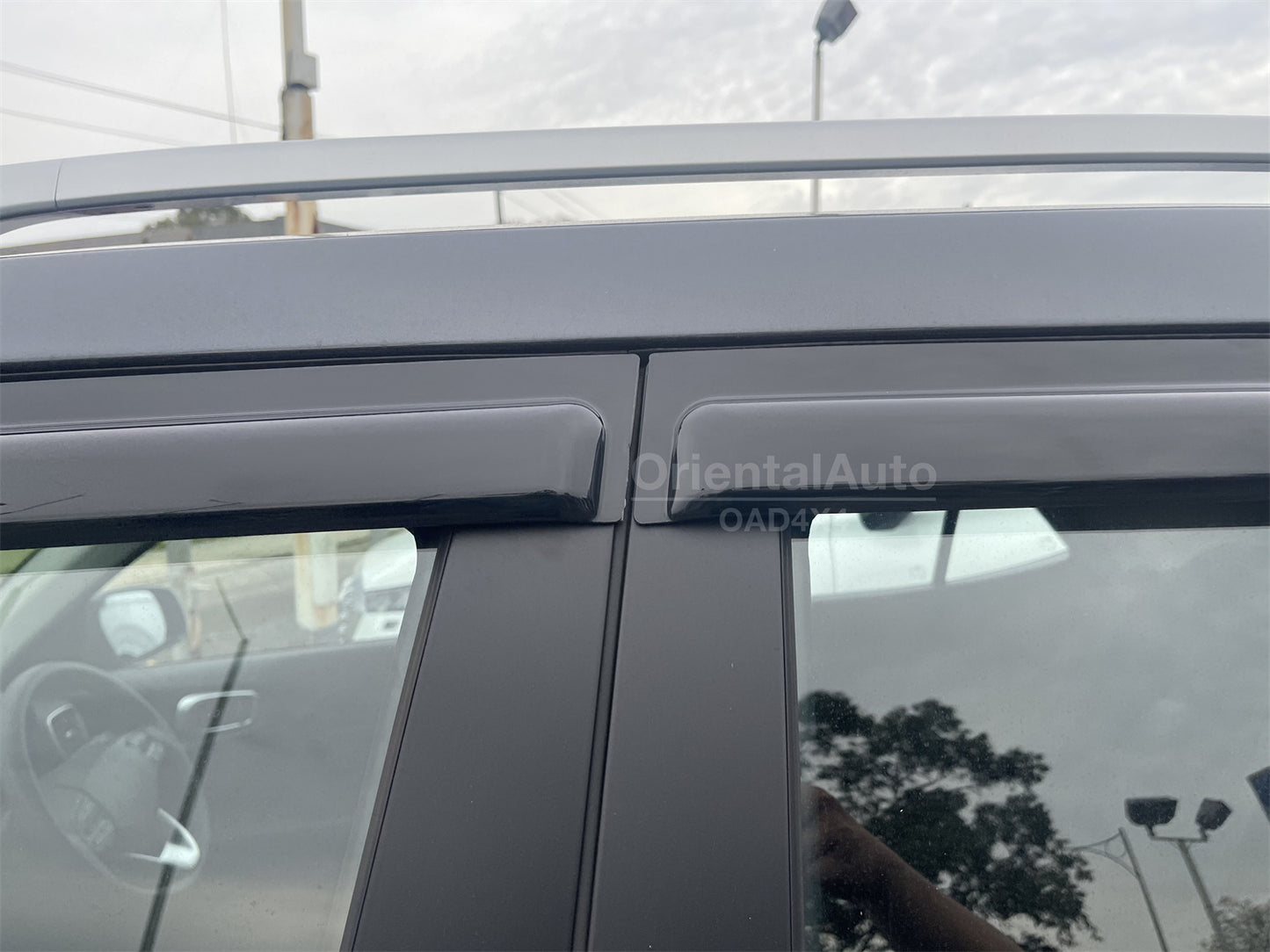 Luxury Weathershields Weather Shields Window Visor For Hyundai Venue 2019+
