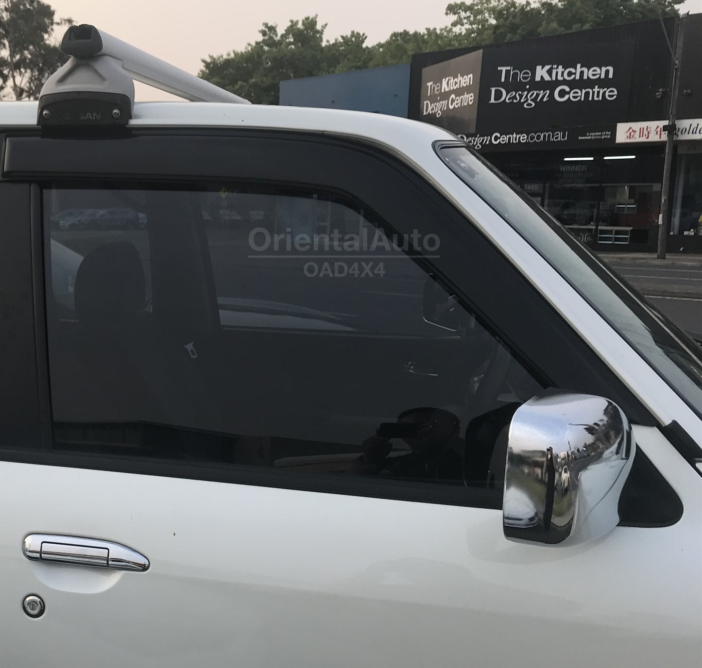 Luxury 2pcs Weathershields Weather Shields Window Visor For Nissan Patrol GU Y61 1998-2016