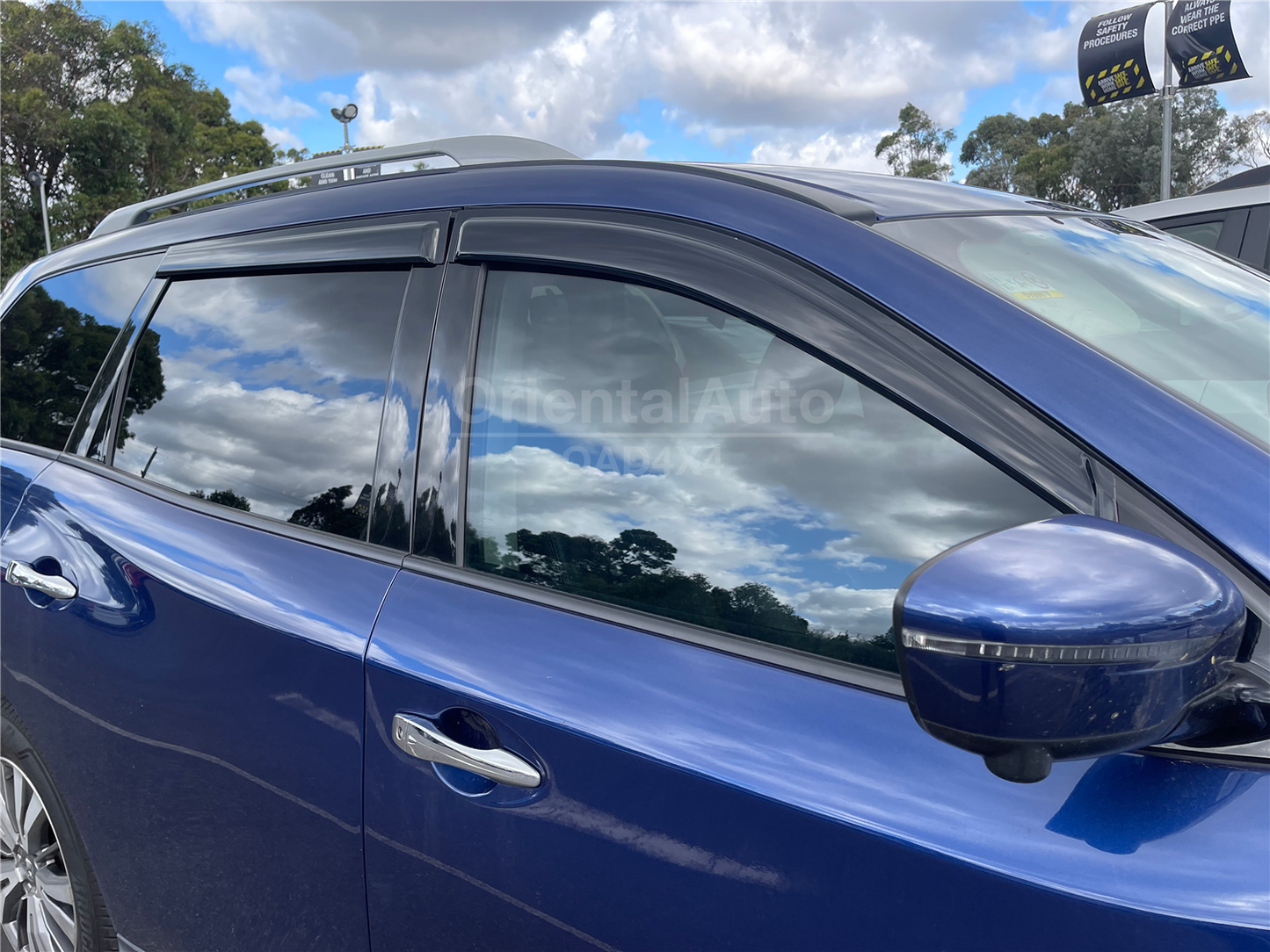 Luxury Weathershields For Nissan Pathfinder R52 Series 2013-2021 Weather Shields Window Visors