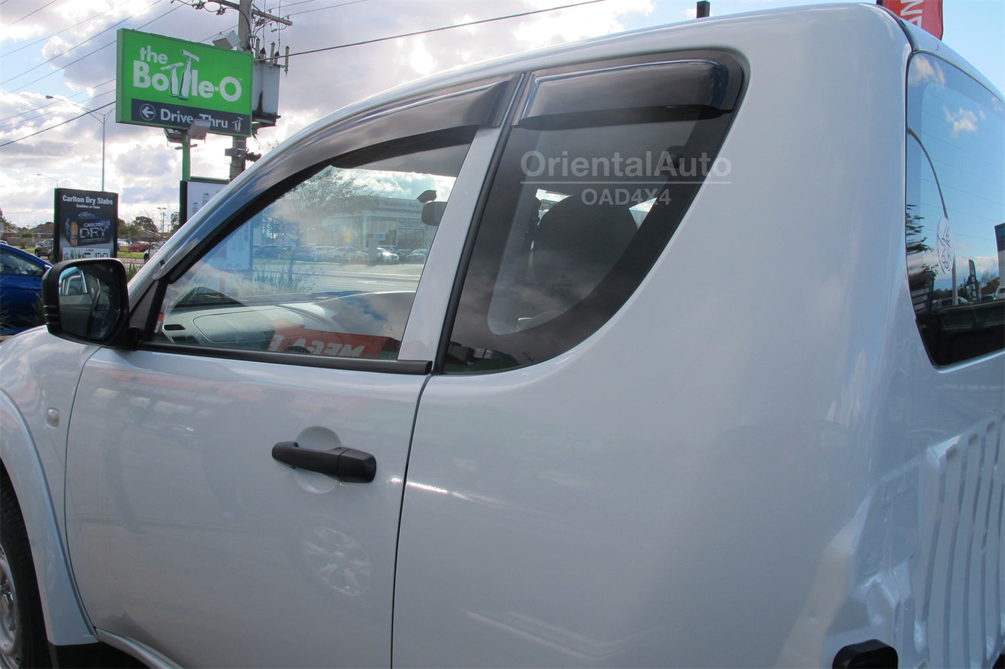 Bonnet Protector & Weathershields for Mitsubishi Triton ML MN Extra Cab 2006-2015 4pcs Weather Shields Window Visor + Bonnet Guard