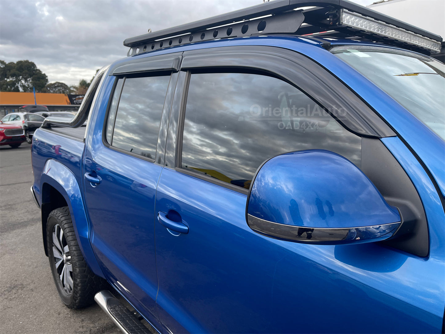 Bonnet Protector & Luxury Weathershields Weather Shields Window Visor for Volkswagen Amarok Dual Cab 2009-2022 2H Series