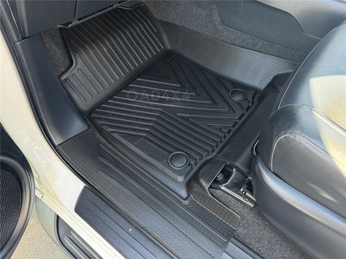 Floor Mats & Door Sill Protector for Toyota Hilux Auto Transmission Dual Cab 2015-Onwards