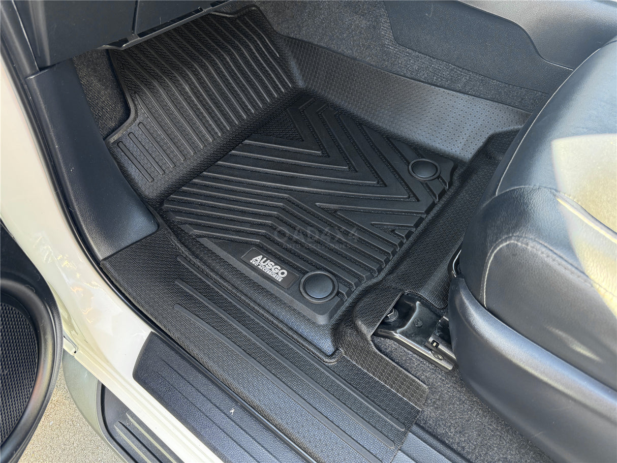Injection 5D TPE Car Floor Mats for Toyota Hilux Auto Transmission Dual Cab 2015-Onwards